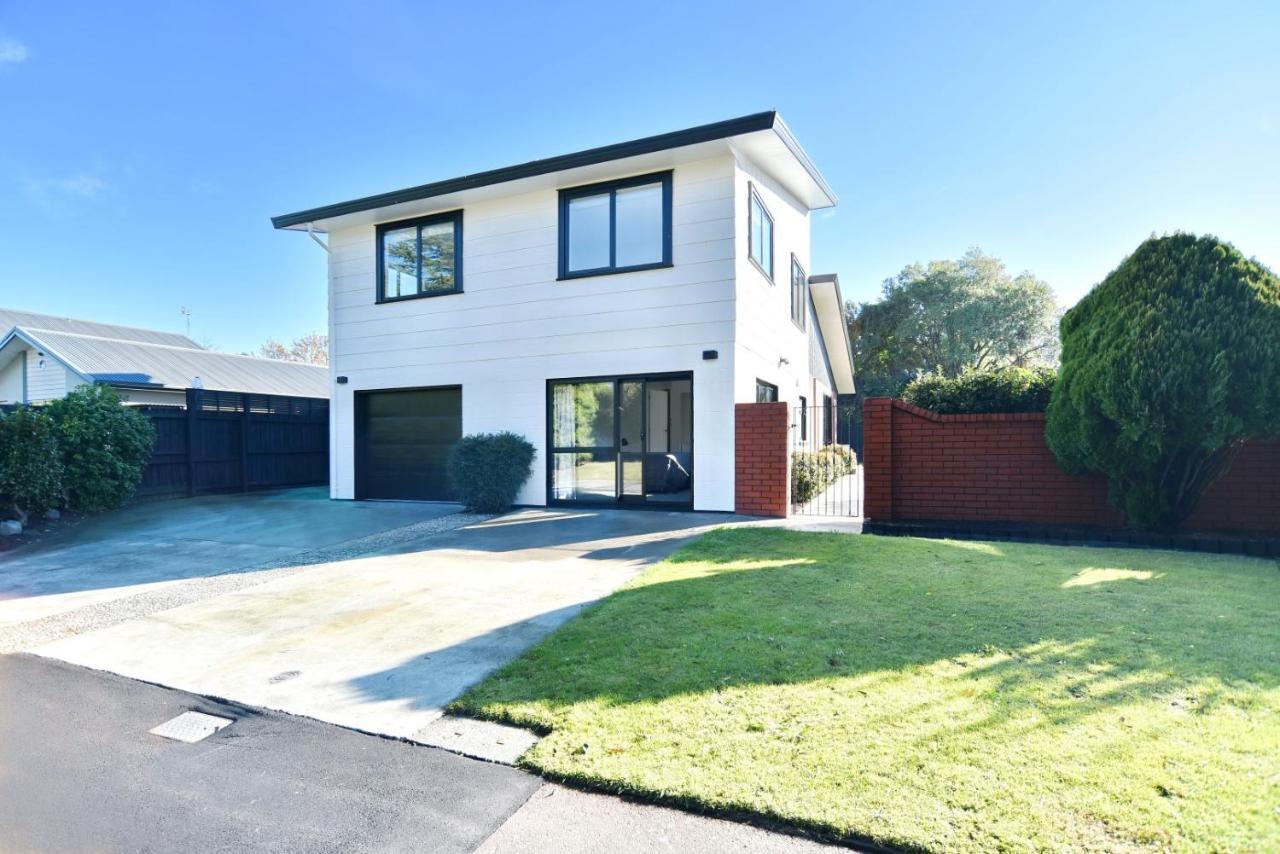 Lavandula 4 - Christchurch Holiday Homes Екстер'єр фото