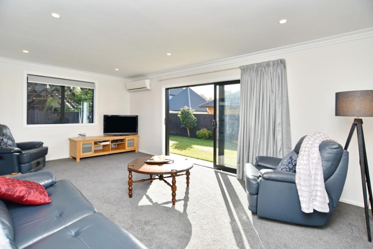 Lavandula 4 - Christchurch Holiday Homes Екстер'єр фото