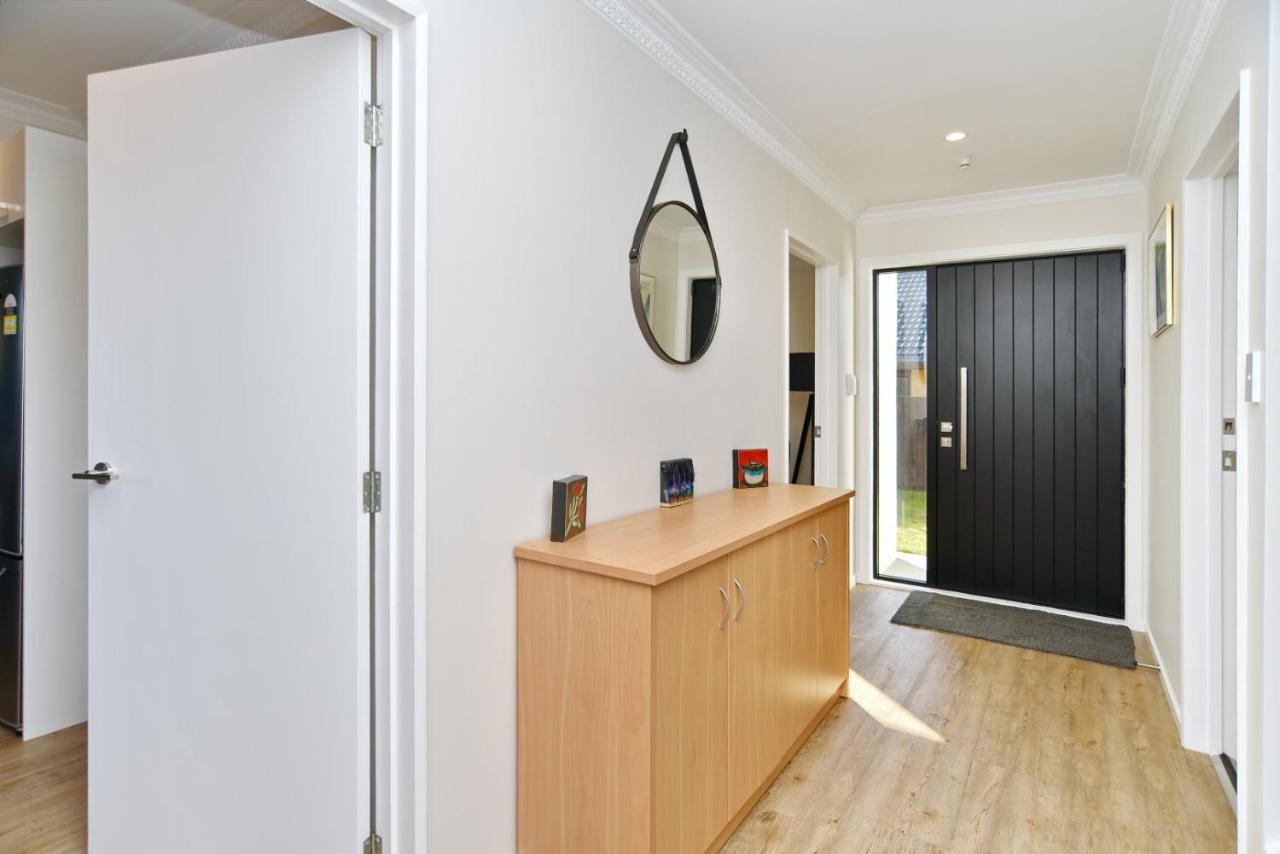 Lavandula 4 - Christchurch Holiday Homes Екстер'єр фото