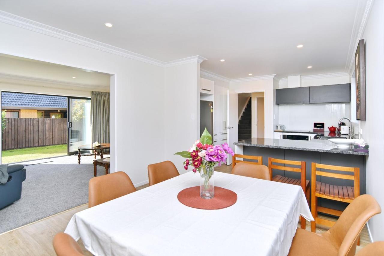 Lavandula 4 - Christchurch Holiday Homes Екстер'єр фото